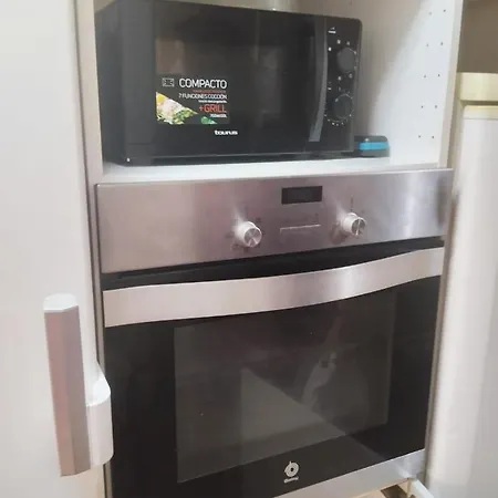 Blasco Ibanez Double With Private Bathroom In Shared Valenza